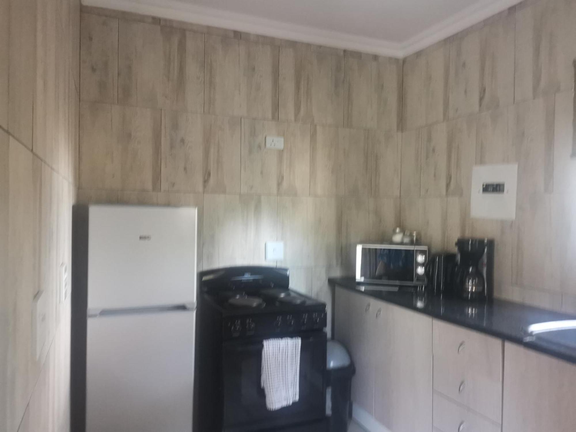 Aquila Guest House Претория Екстериор снимка